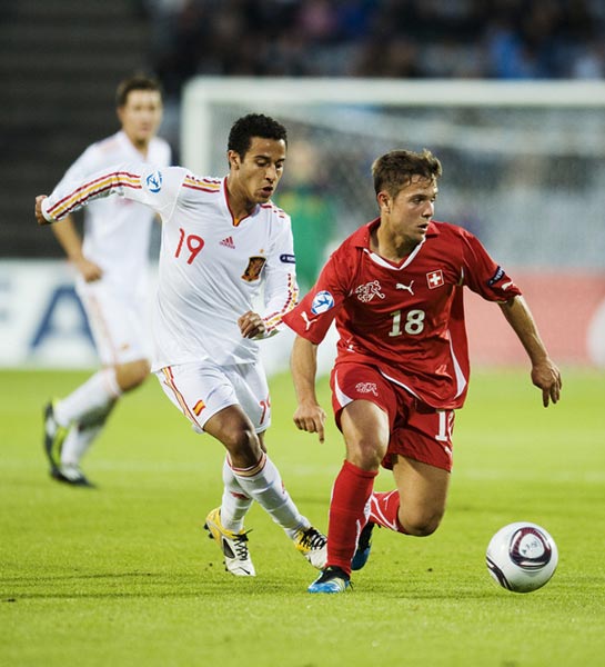 雷速直播-JackeyLove新星刷新纪录表现突出，西班牙队前途光明！