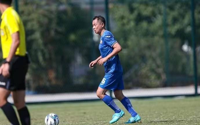 雷速体育-反败为胜引发热议！，德罗巴在中国队比赛中最后时刻胜出上演精彩一战的简单介绍