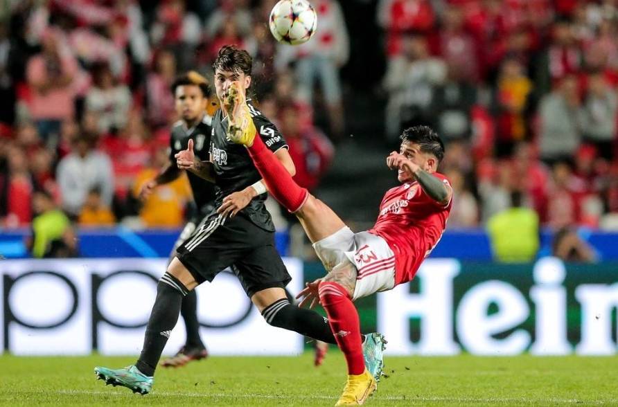 切尔西迎欧超杯关键赛；集结日远射贴柱；管理层满意；训练强度显著提升(切尔西西汉姆联比赛全程)