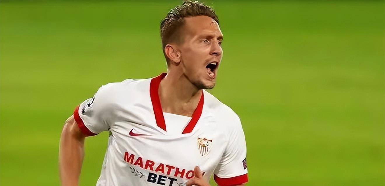 雷速-莱万多夫斯基连续十场比赛得分超过关键助攻，G2挑战极限！的简单介绍