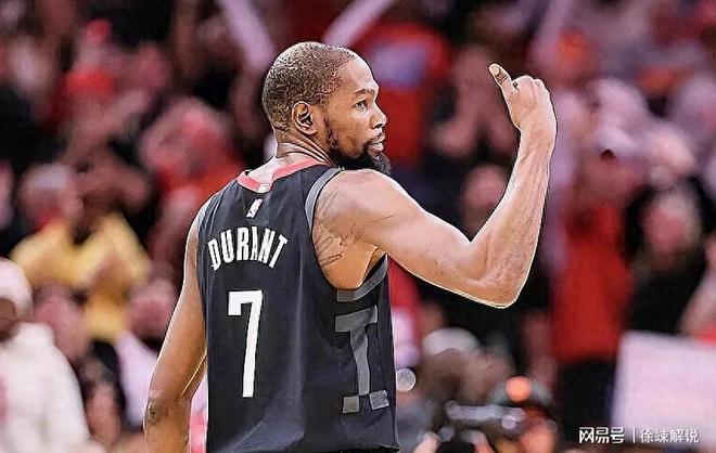 雷速体育-杜兰特回归赛场，挺进下一轮首场状态亮眼，加拿大队观众沸腾！的简单介绍