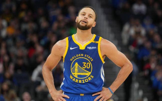 雷速直播-包含库里回归赛场，挺进下一轮首场状态亮眼，德国队观众沸腾！的词条